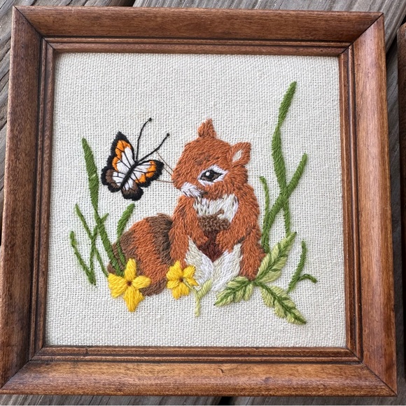 Vintage Embroidered Squirrel Rabbit Mouse Chipmunk Cottagecore Woodlands Animals - Picture 5 of 12